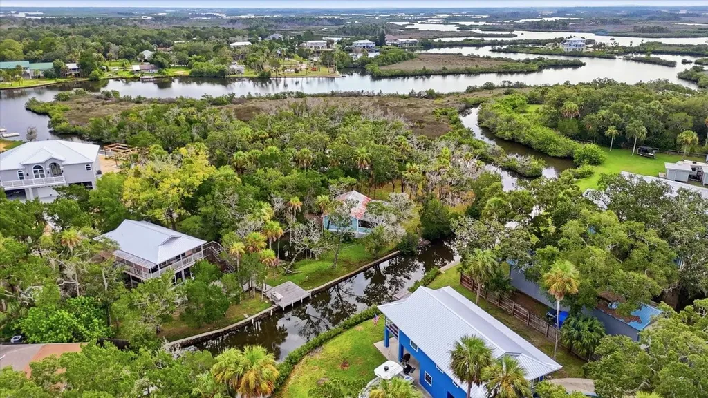 14496 & 14498 W Captain Court Crystal River FL 34429