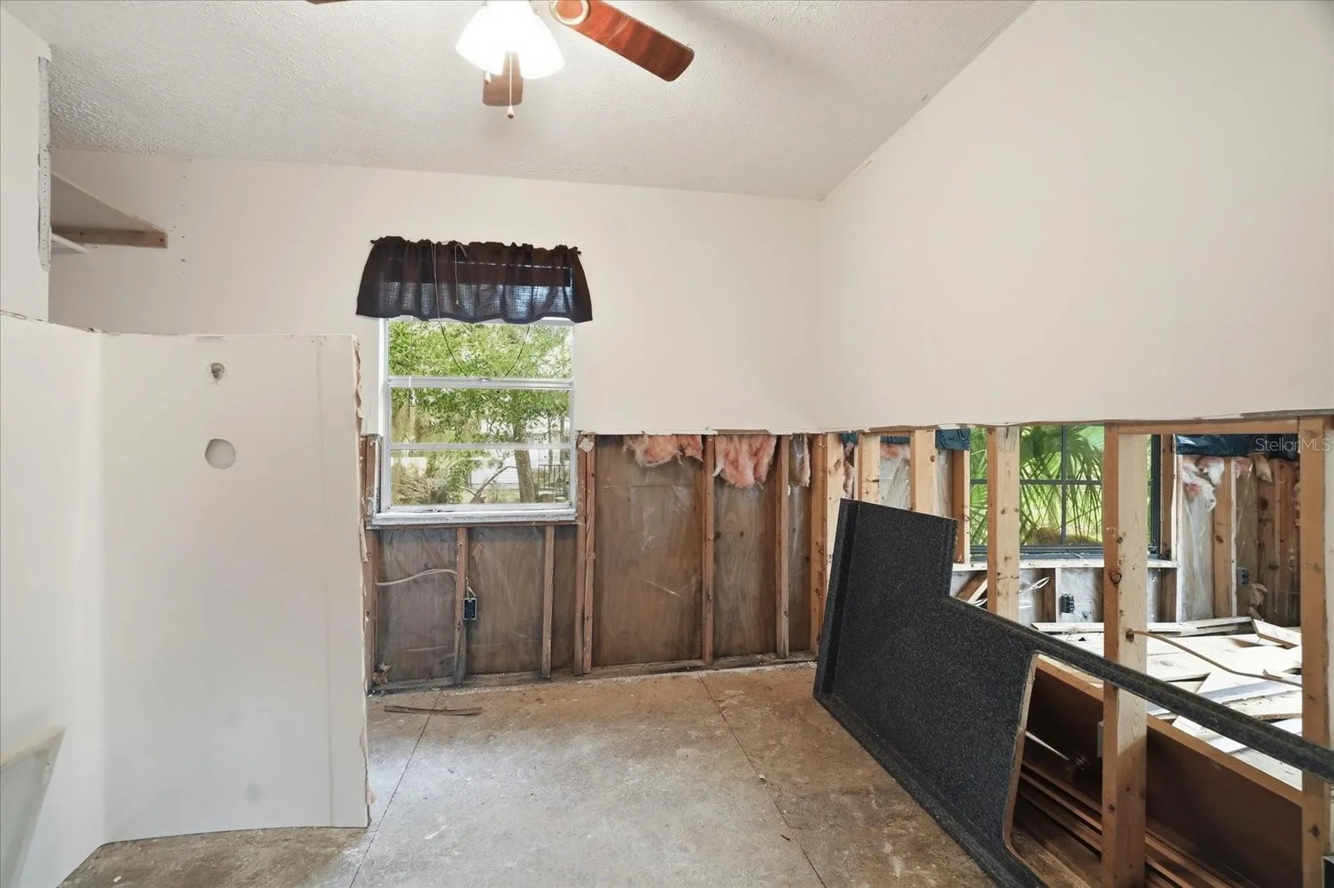 14496 & 14498 W Captain Court Crystal River FL 34429