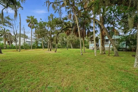 14496 & 14498 W Captain Court Crystal River FL 34429