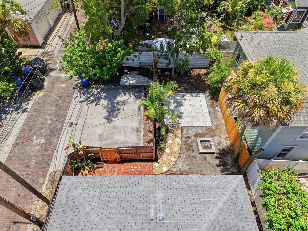 608 9th Avenue N St Petersburg FL 33701