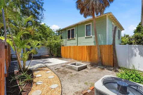 608 9th Avenue N St Petersburg FL 33701