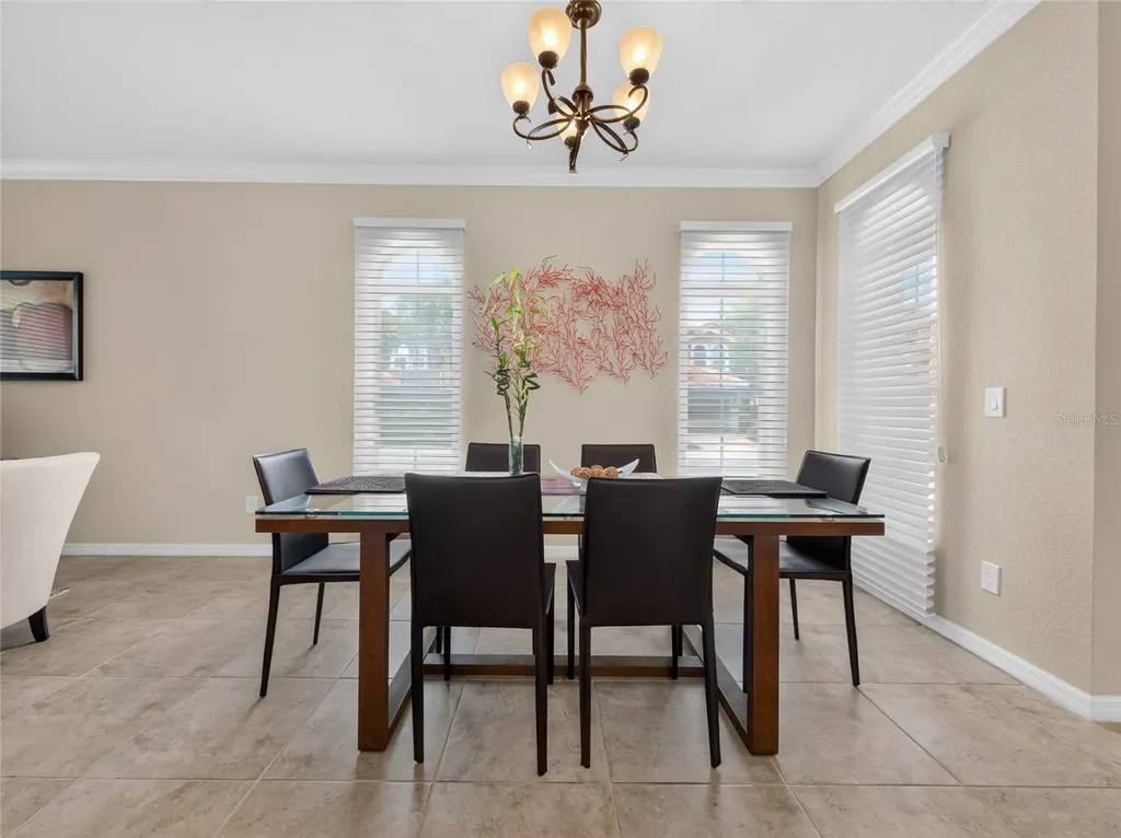 8915 Della Scala Circle Orlando FL 32836