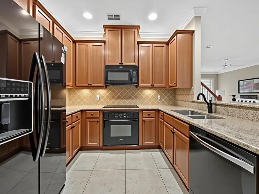 8915 Della Scala Circle Orlando FL 32836