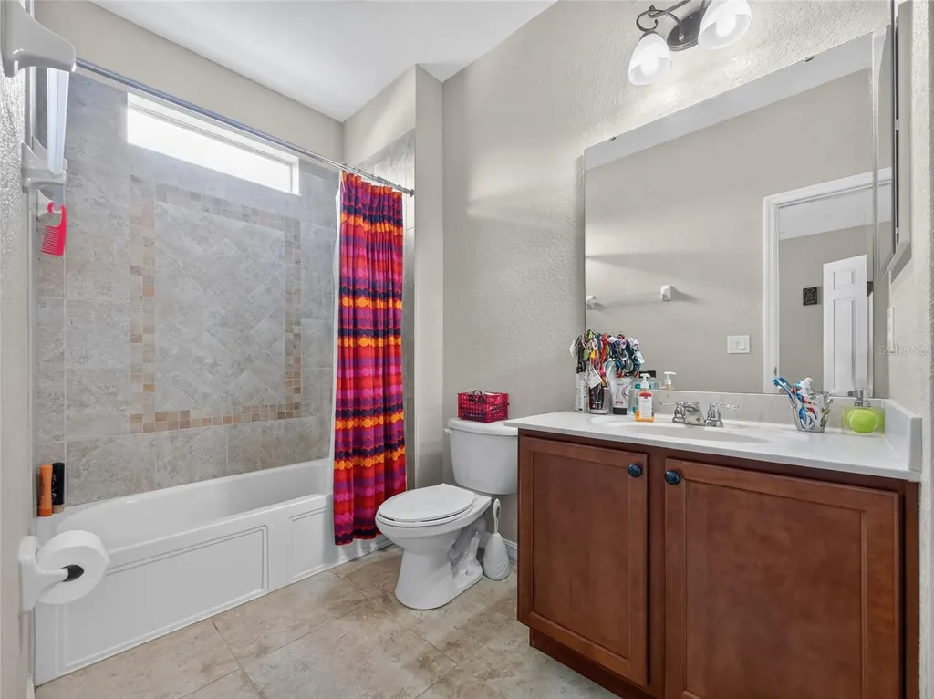 8915 Della Scala Circle Orlando FL 32836