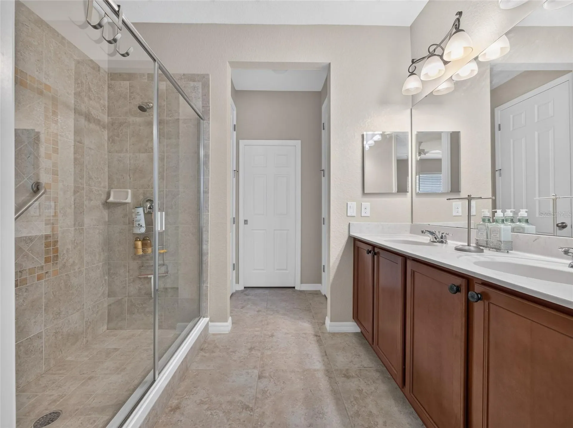 8915 Della Scala Circle Orlando FL 32836