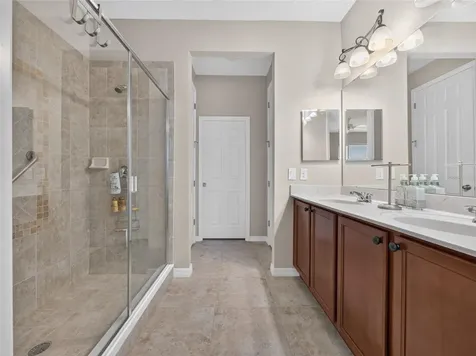 8915 Della Scala Circle Orlando FL 32836