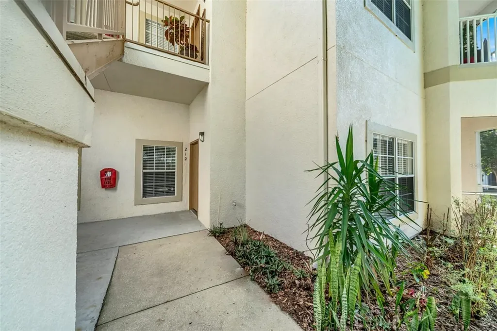 970 N Spring Garden Avenue Deland FL 32720