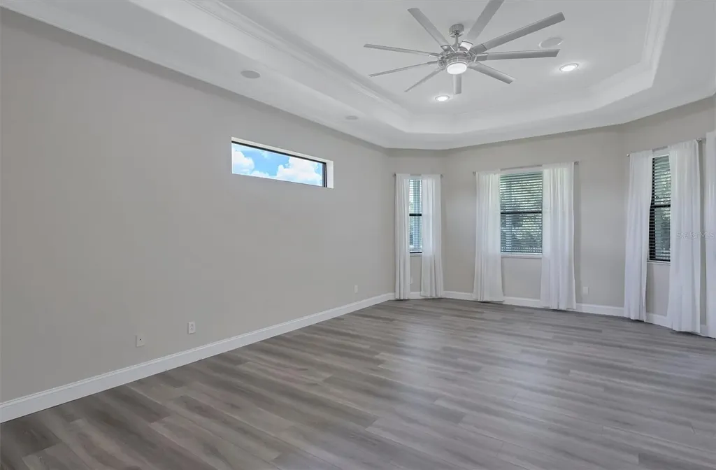 1911 148th Court E Bradenton FL 34212