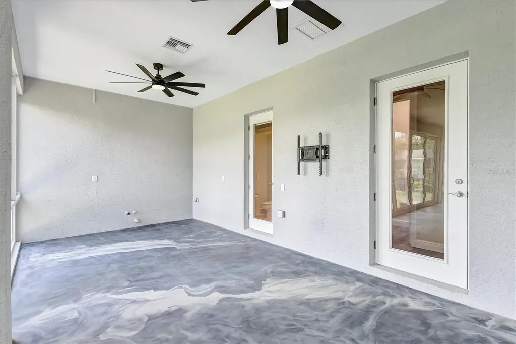 1911 148th Court E Bradenton FL 34212