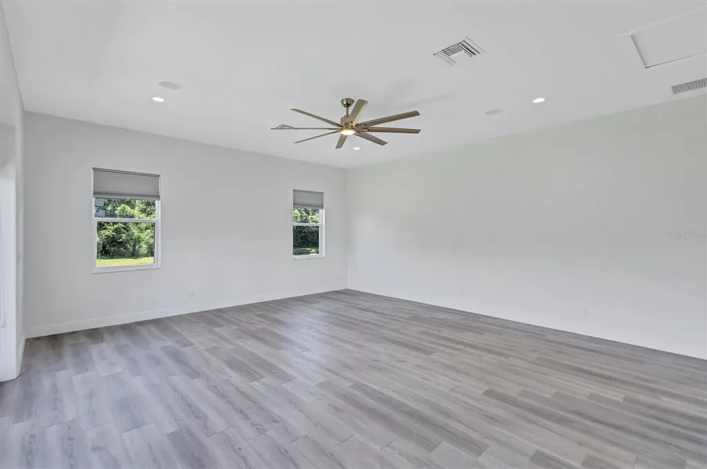 1911 148th Court E Bradenton FL 34212