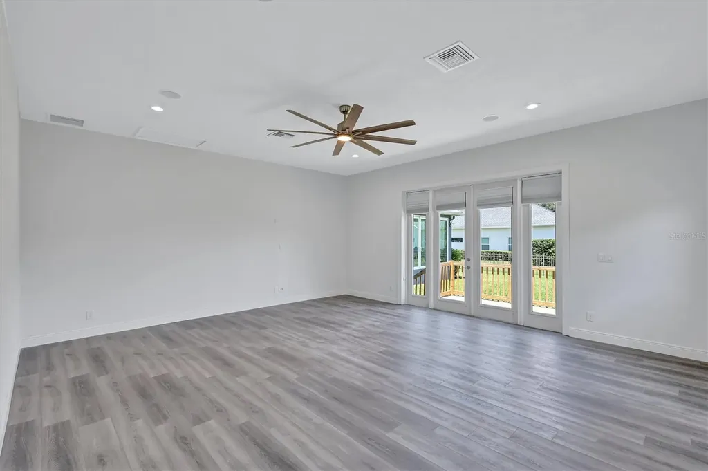 1911 148th Court E Bradenton FL 34212