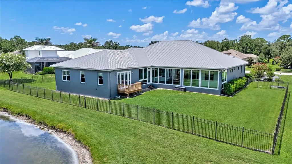 1911 148th Court E Bradenton FL 34212