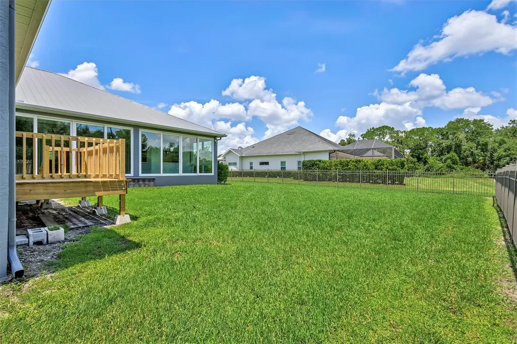 1911 148th Court E Bradenton FL 34212