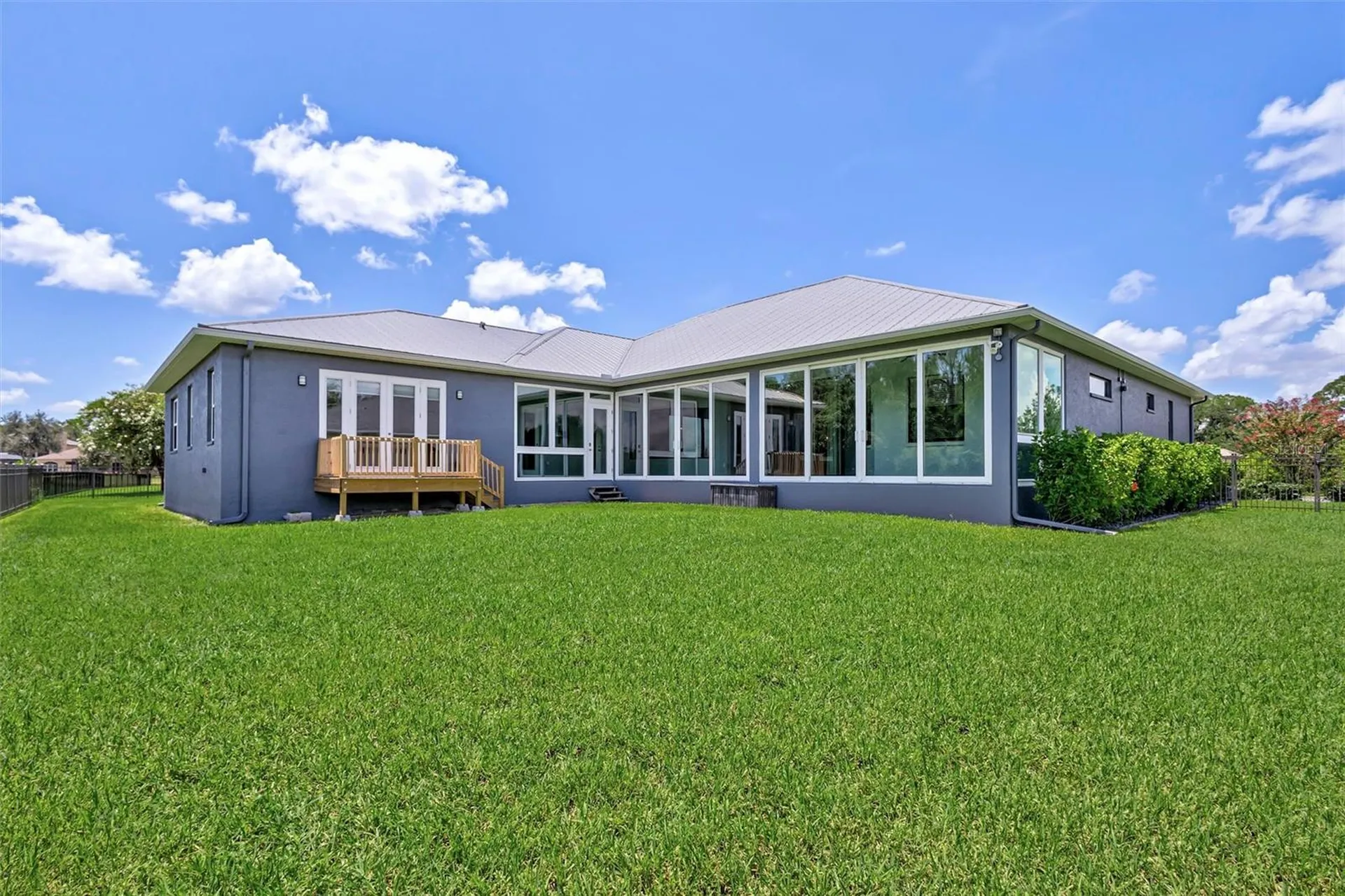 1911 148th Court E Bradenton FL 34212