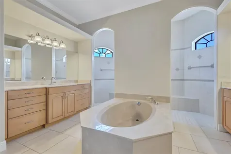1911 148th Court E Bradenton FL 34212