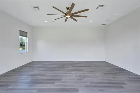 1911 148th Court E Bradenton FL 34212