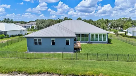 1911 148th Court E Bradenton FL 34212