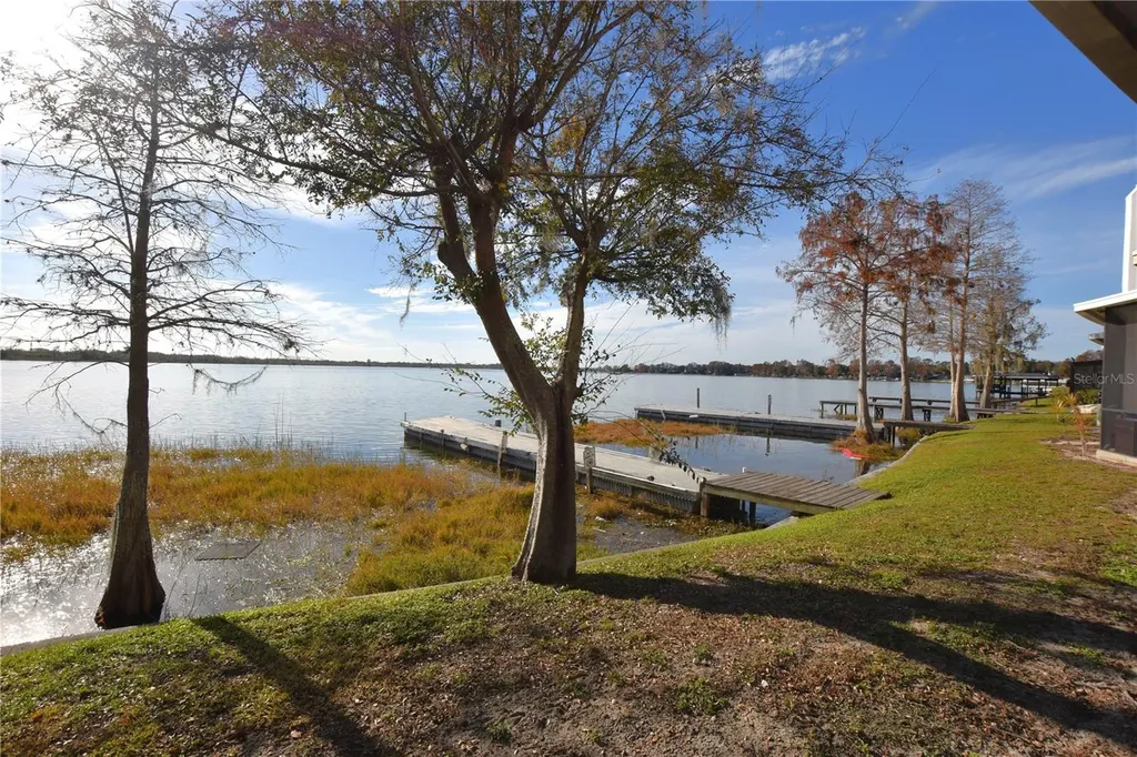 2221 9th St SE Winter Haven FL 33880