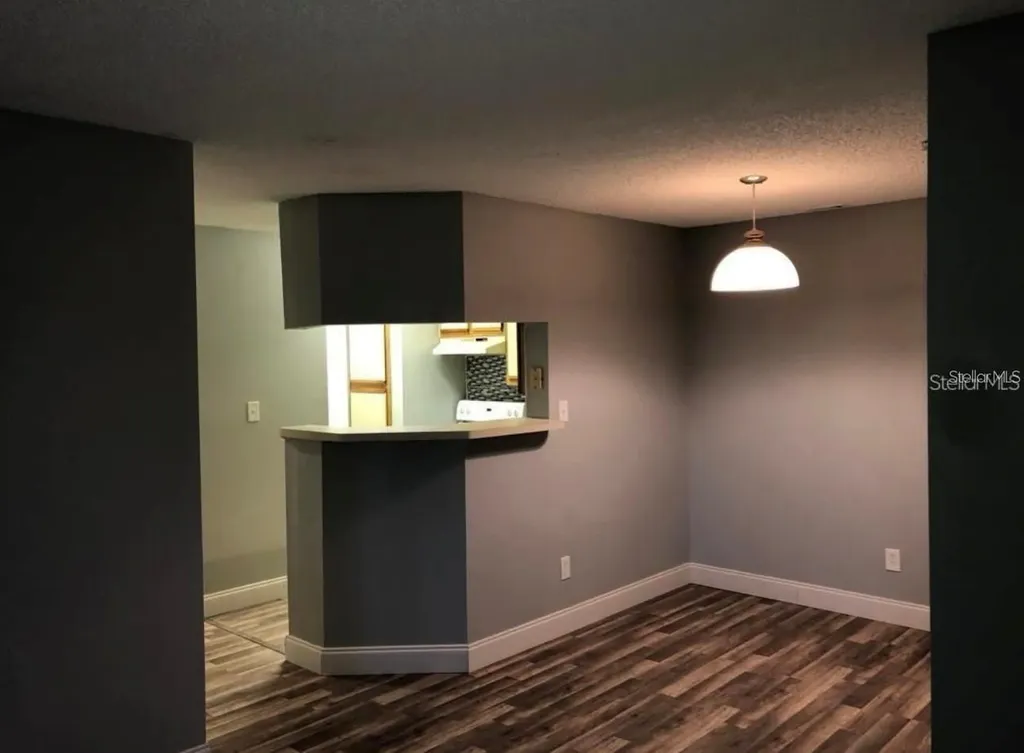 199 Afton Square Altamonte Springs FL 32714