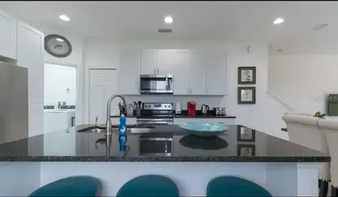 470 Lake Shore Parkway Davenport FL 33896