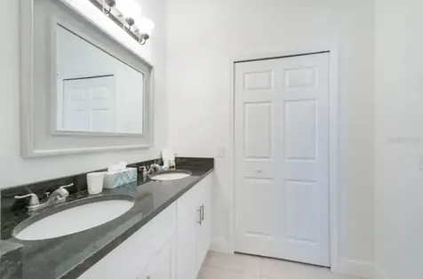 470 Lake Shore Parkway Davenport FL 33896
