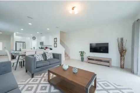 470 Lake Shore Parkway Davenport FL 33896