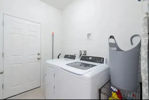 470 Lake Shore Parkway Davenport FL 33896