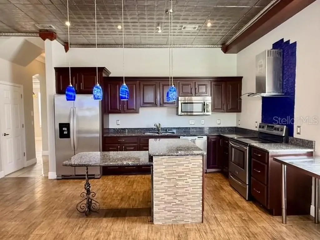 2300 The Oaks Boulevard Kissimmee FL 34746