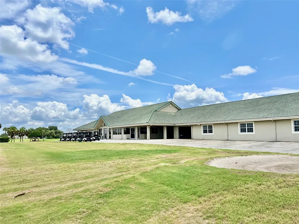 2300 The Oaks Boulevard Kissimmee FL 34746