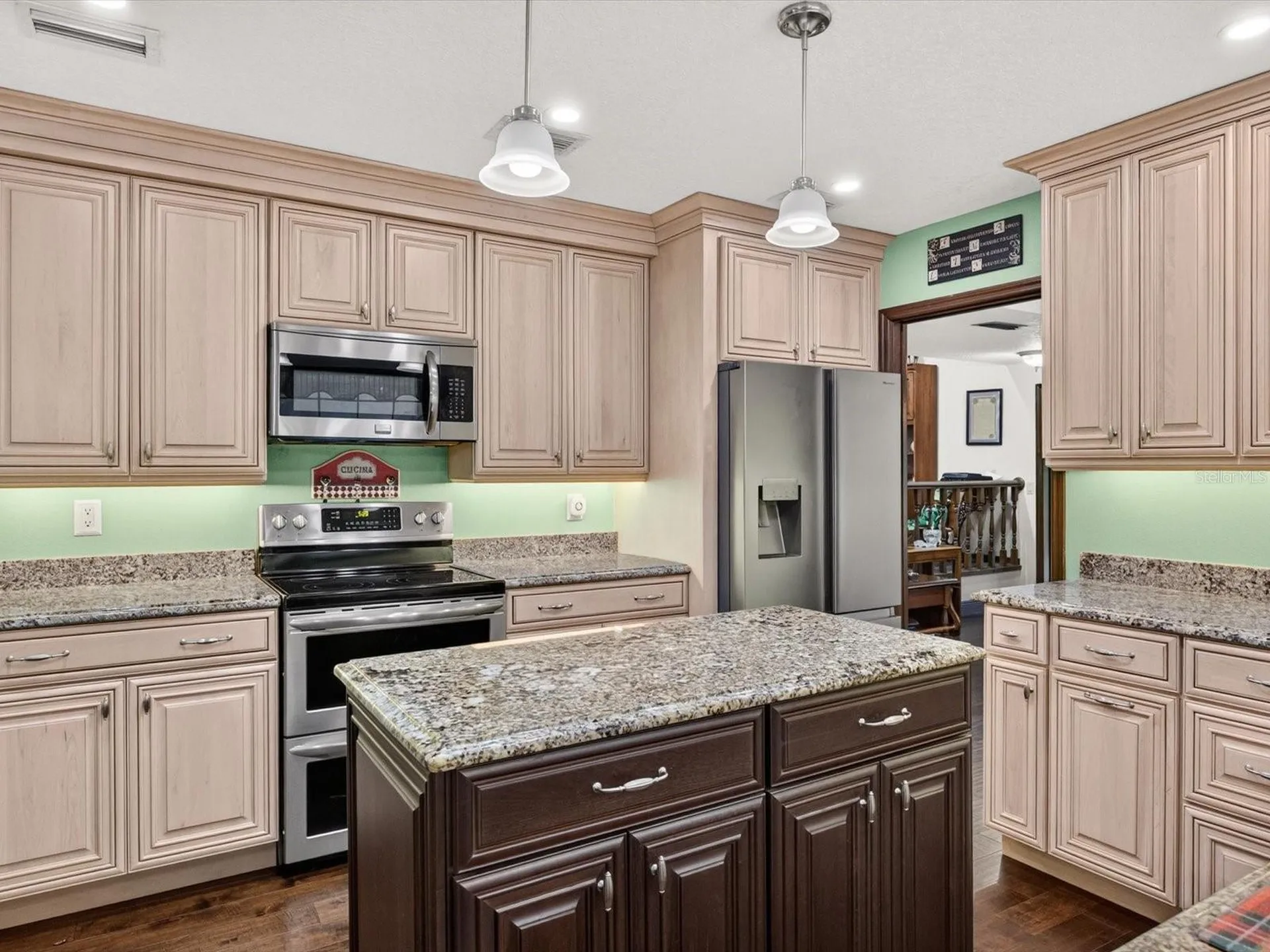 671 Quietwater Cove Altamonte Springs FL 32701