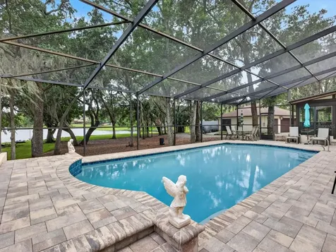 671 Quietwater Cove Altamonte Springs FL 32701