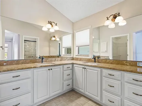 823 San Salvador Drive The Villages FL 32159