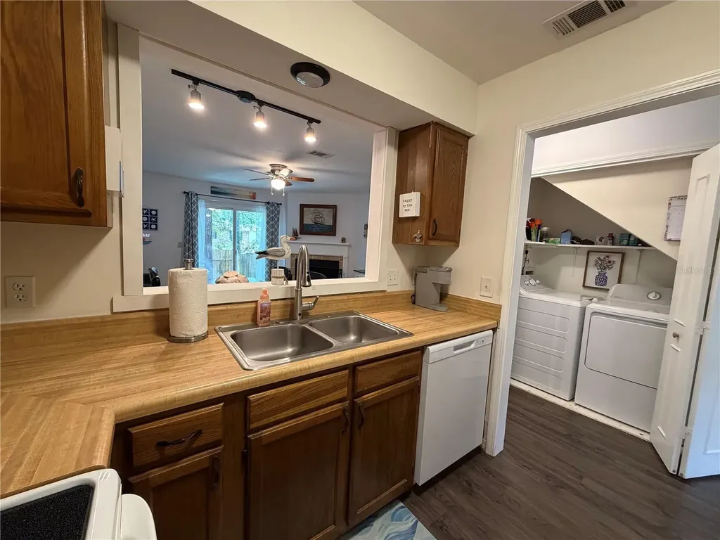 10105 Vixen Place Pensacola FL 32514