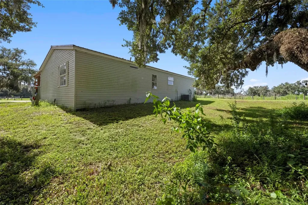 10066 Mizell Road Myakka City FL 34251