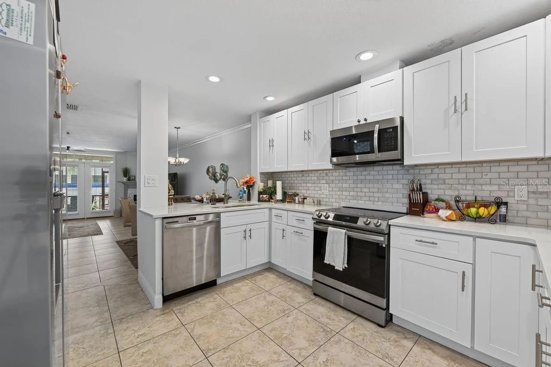 1672 Watermark Circle NE St Petersburg FL 33702