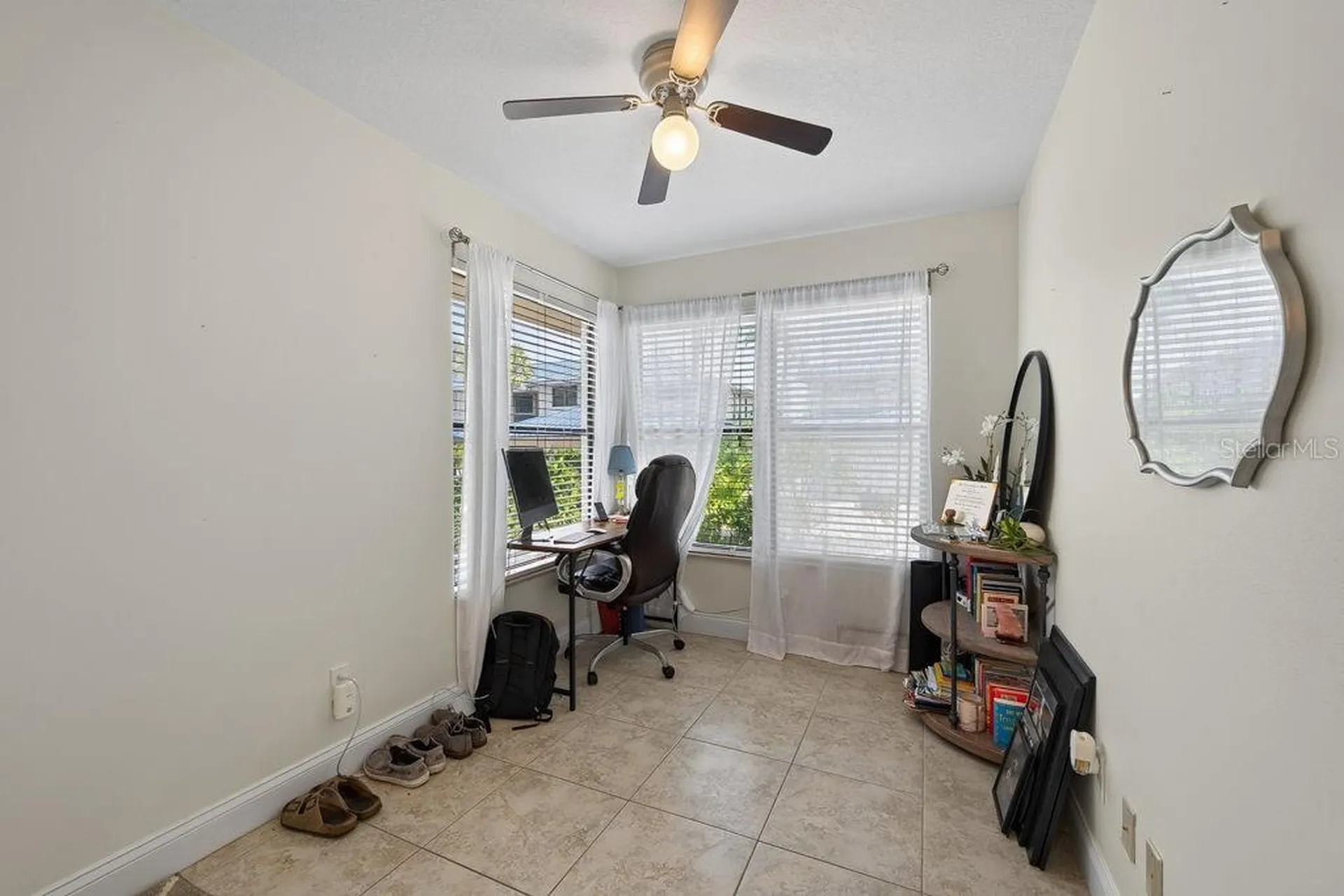 1672 Watermark Circle NE St Petersburg FL 33702