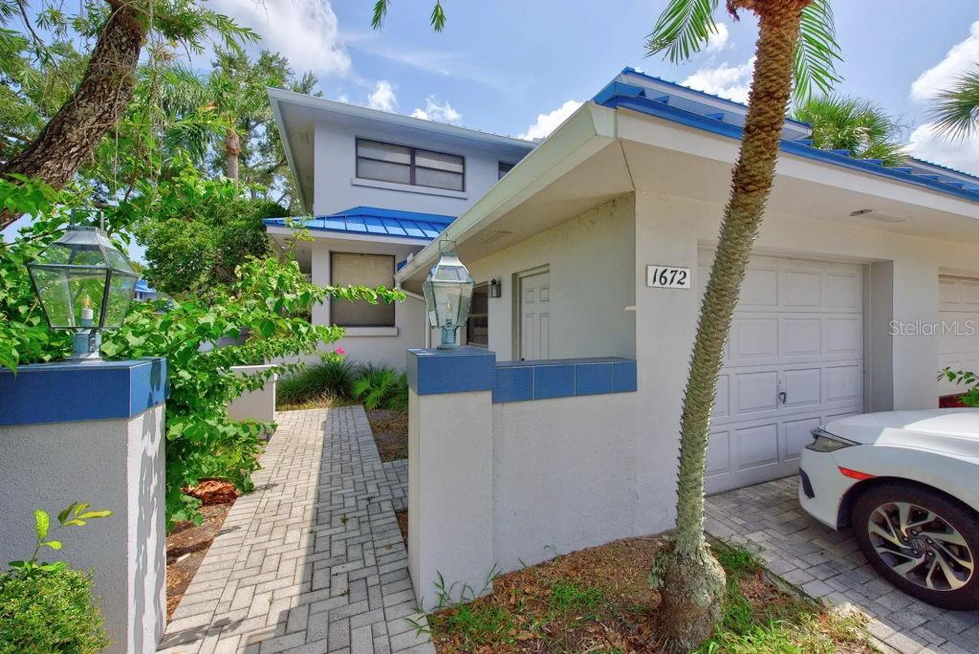 1672 Watermark Circle NE St Petersburg FL 33702