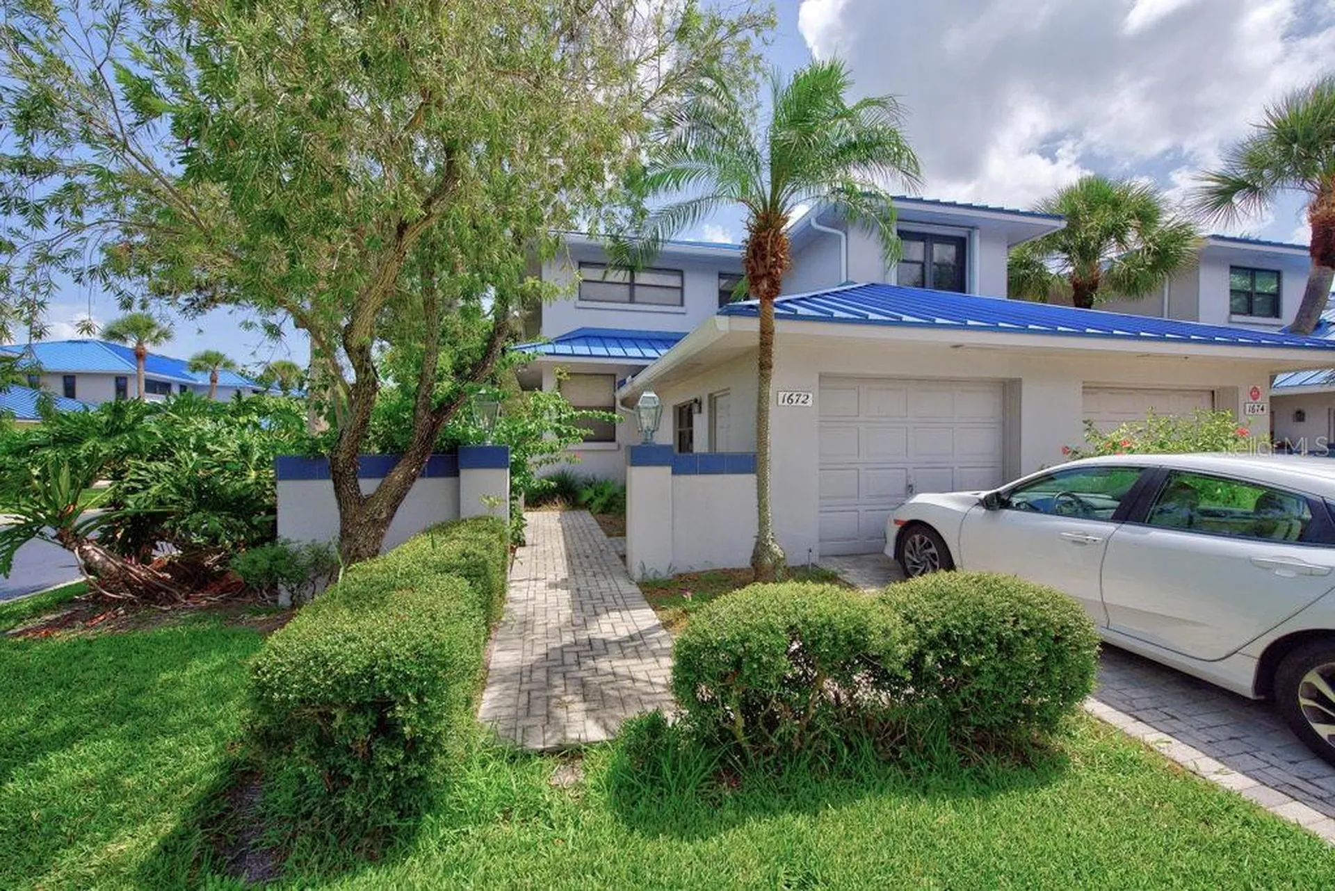 1672 Watermark Circle NE St Petersburg FL 33702