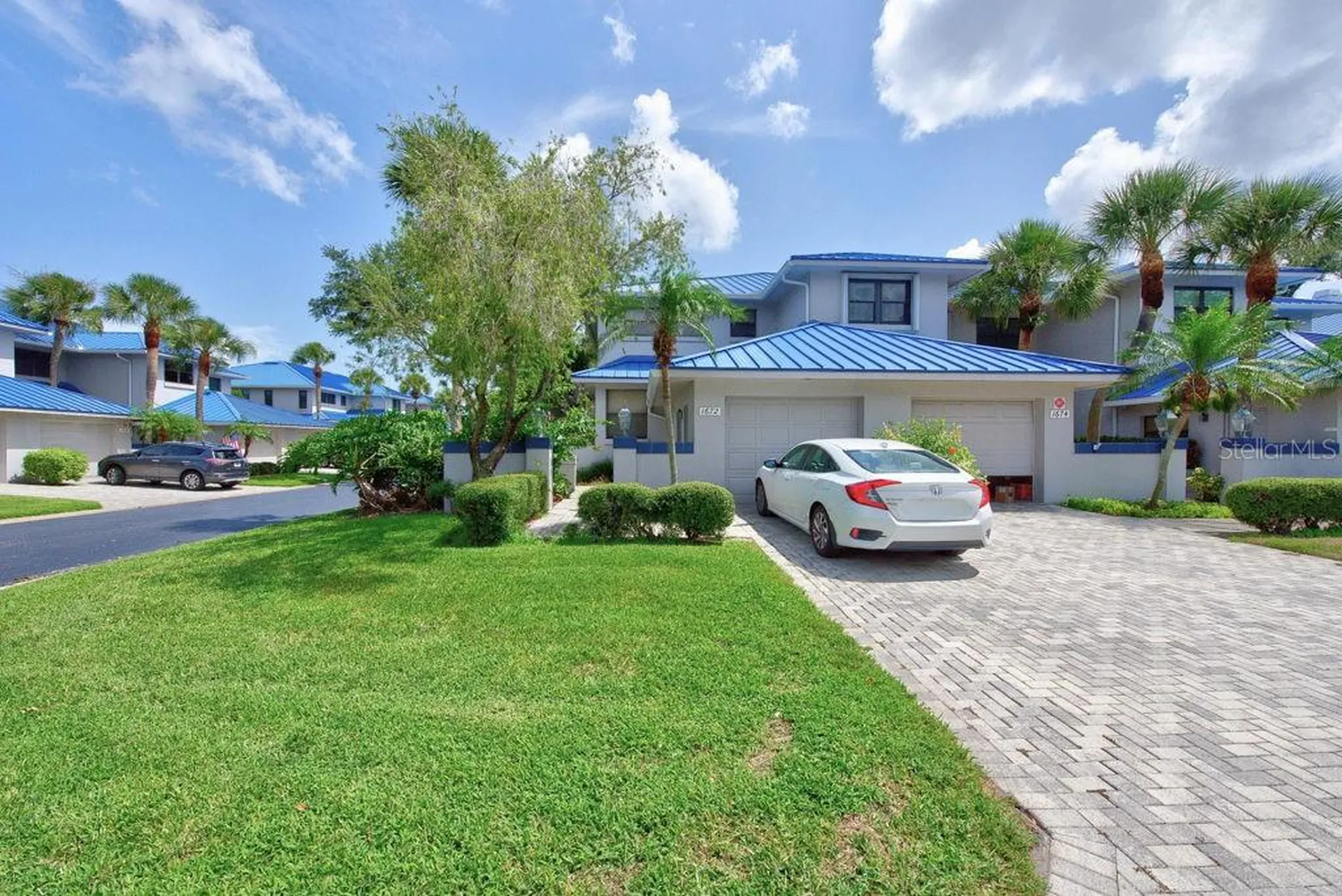 1672 Watermark Circle NE St Petersburg FL 33702