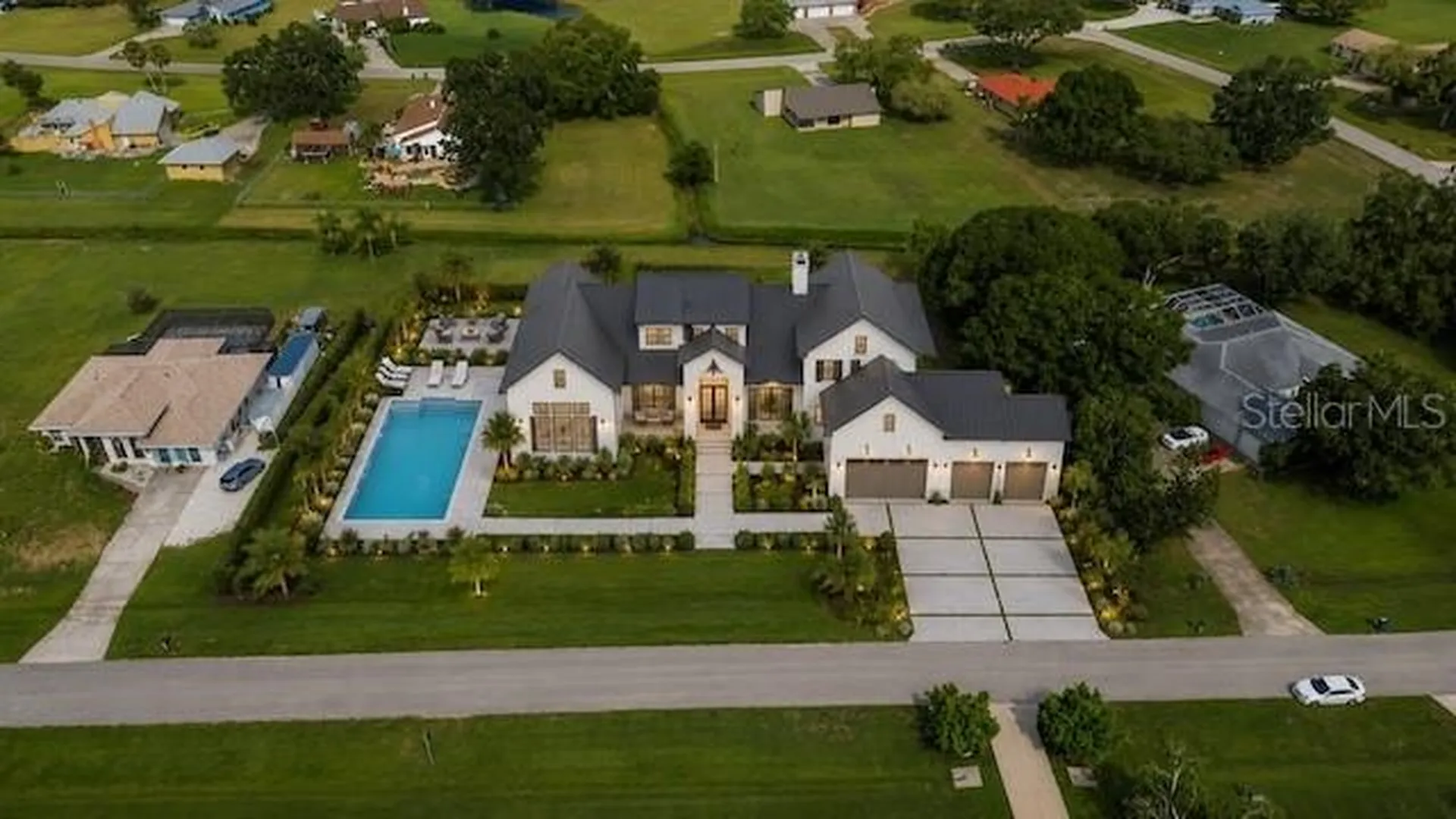 1009 111th Street E Bradenton FL 34212