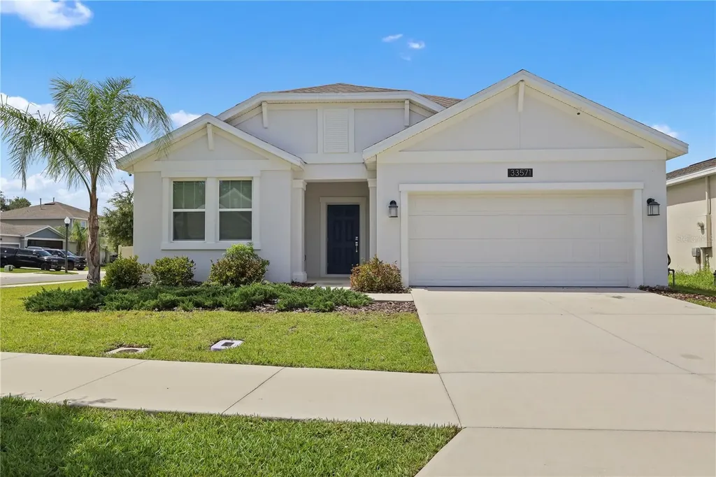 33571 Sky Blossom Circle Leesburg FL 34788