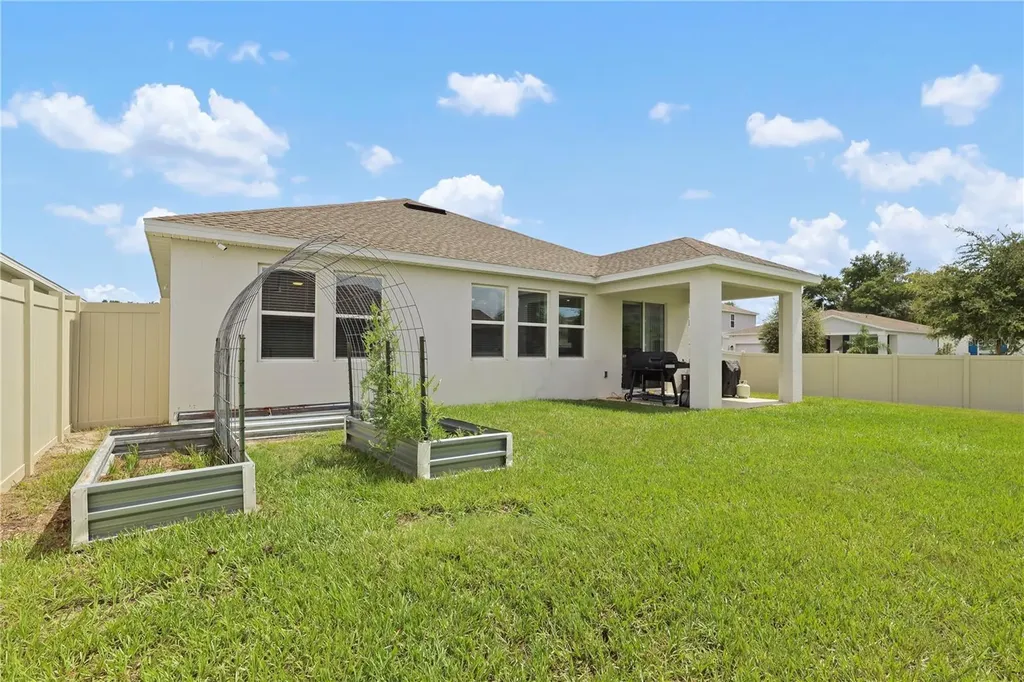 33571 Sky Blossom Circle Leesburg FL 34788
