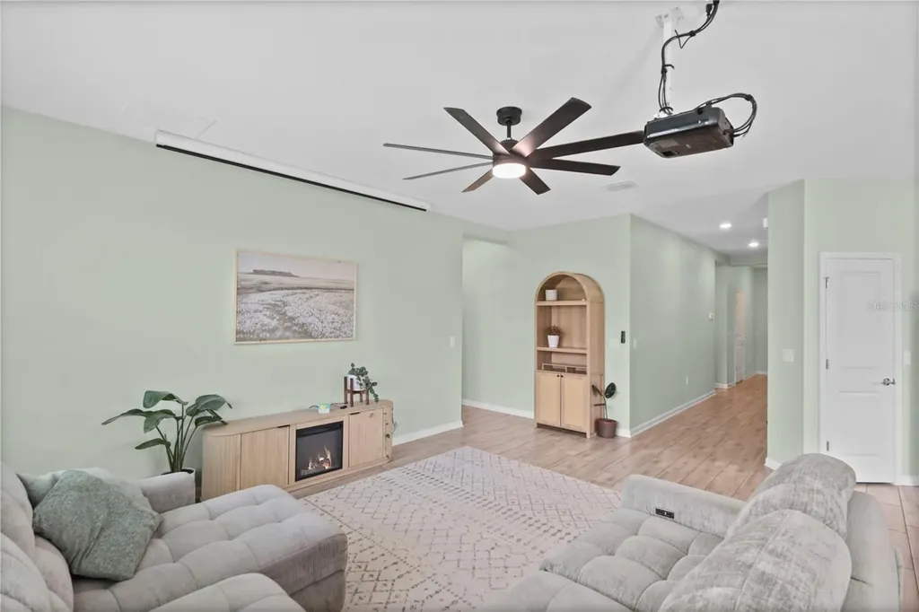33571 Sky Blossom Circle Leesburg FL 34788