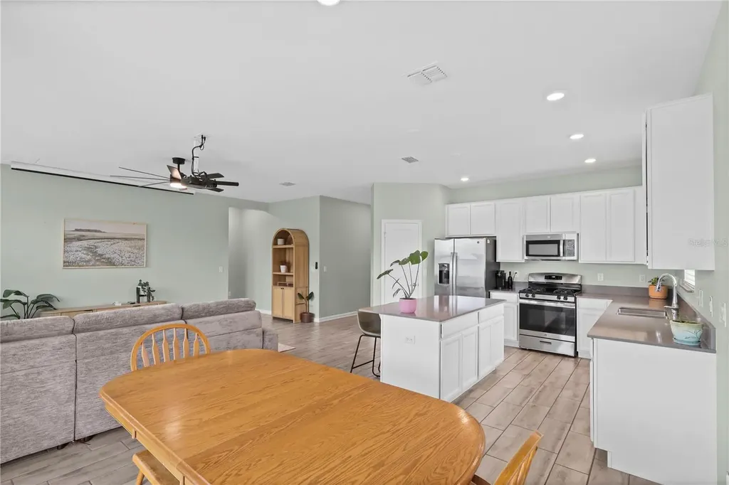 33571 Sky Blossom Circle Leesburg FL 34788