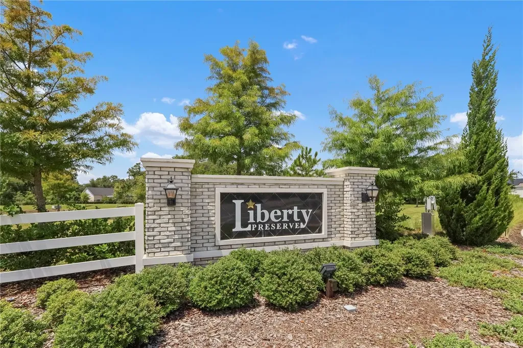 33571 Sky Blossom Circle Leesburg FL 34788