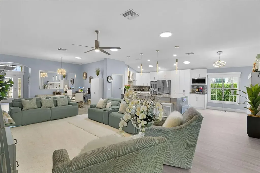 1951 Gatehouse Terrace The Villages FL 32163