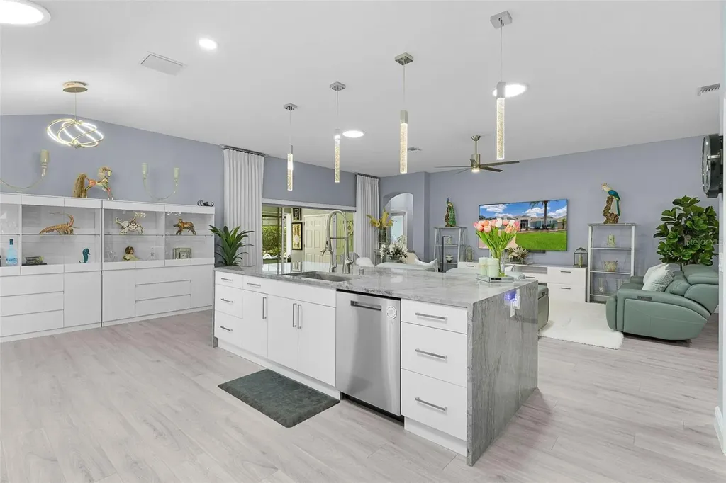 1951 Gatehouse Terrace The Villages FL 32163