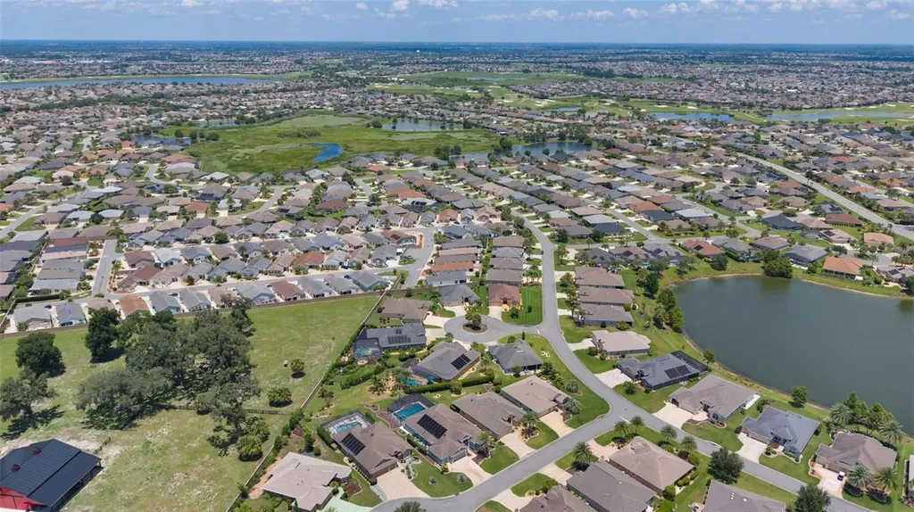 1951 Gatehouse Terrace The Villages FL 32163