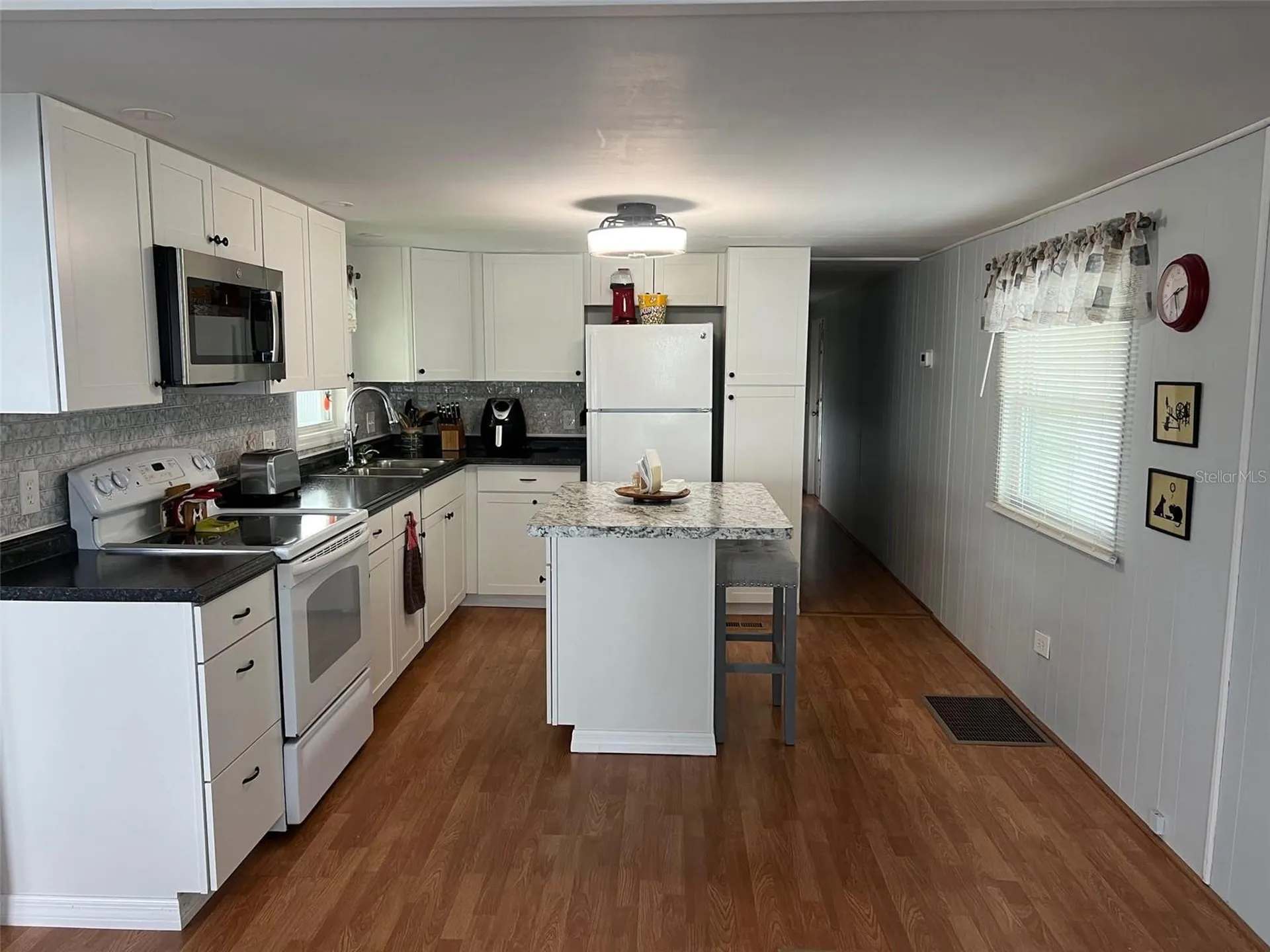 11300 124th Avenue Largo FL 33778