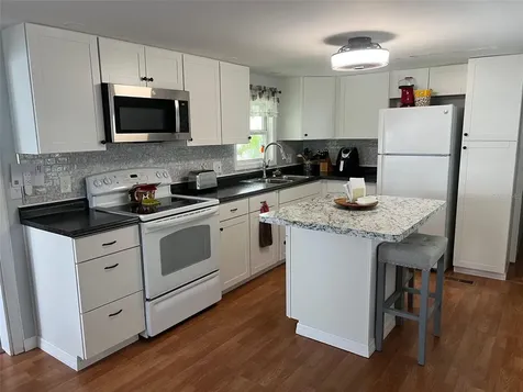 11300 124th Avenue Largo FL 33778